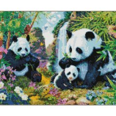 Купить Алмазная мозаика на подрамнике. Счастливая семья панд (30 х 40 см, набор для творчества, картина стразами)  в Украине