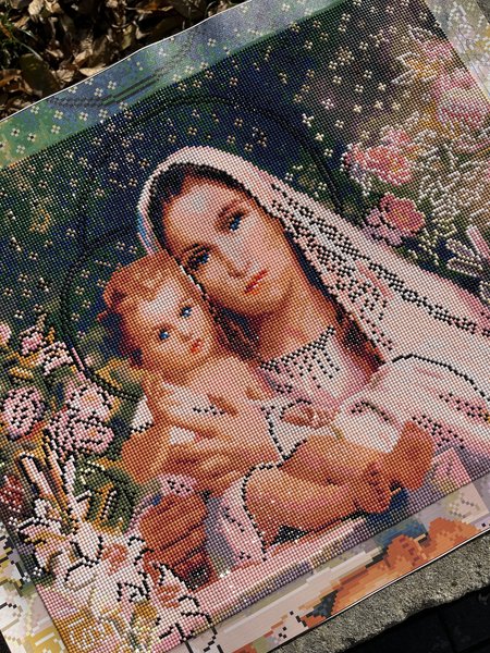 Купить Набор для алмазной мозаики 40х50 Дева Мария с Иисусом SP011  в Украине