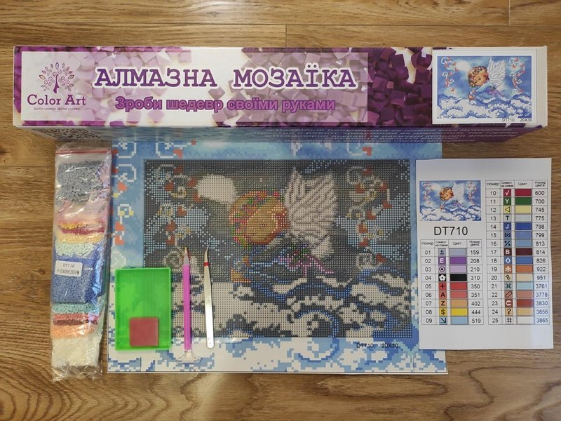 Купити Набір алмазної мозаїки 20х30 Ангел на хмаринці DT710  в Україні