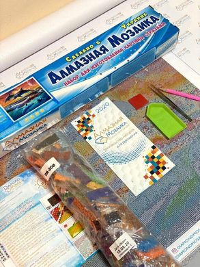 Купить Алмазная мозаика на подрамнике. Хрупкая птичка в цветах (40 х 40 см, набор для творчества, картина стразами)  в Украине