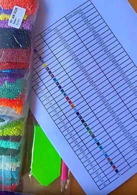 Купить Алмазная мозаика круглыми камушками на подрамнике. Разноцветный енотик 40х50см  в Украине